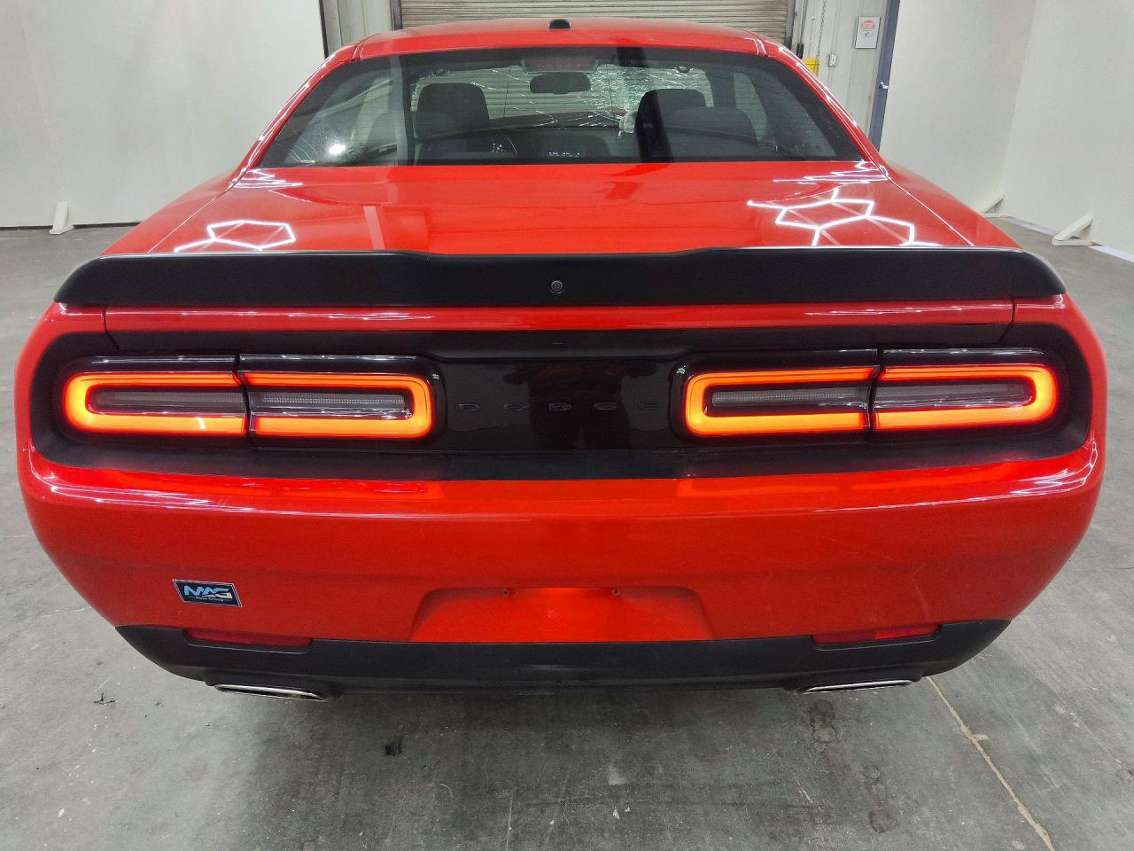 2023 Dodge Challenger Sxt - zdjęcie 6