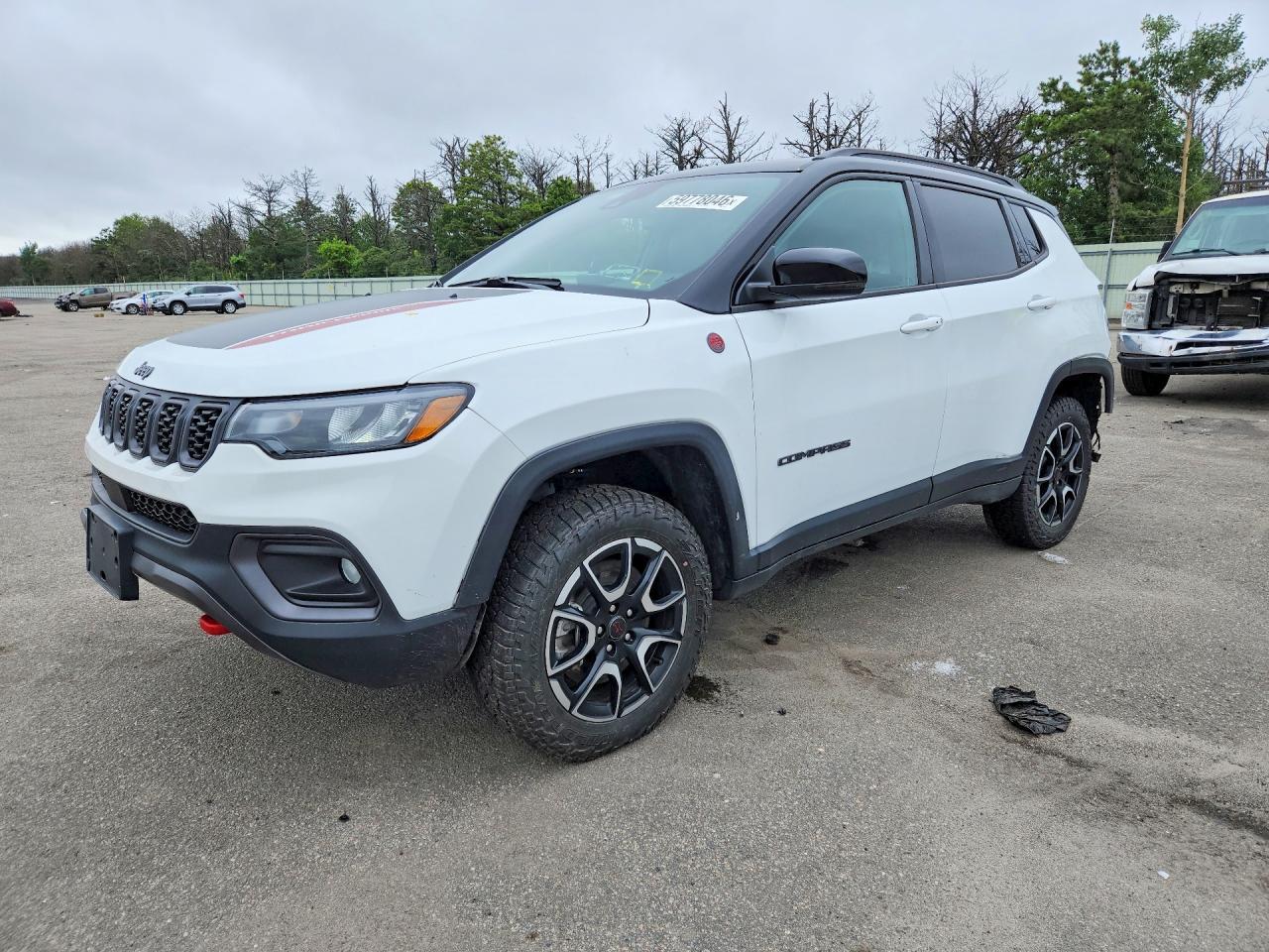 2025 Jeep Compass Trailhawk - zdjęcie główne