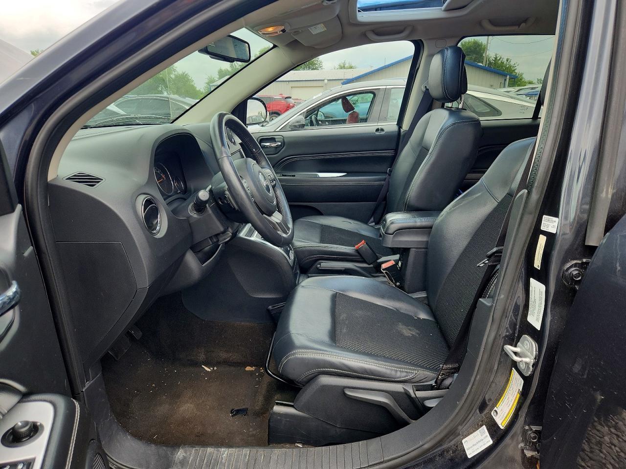 2014 Jeep Compass Latitude - zdjęcie 7