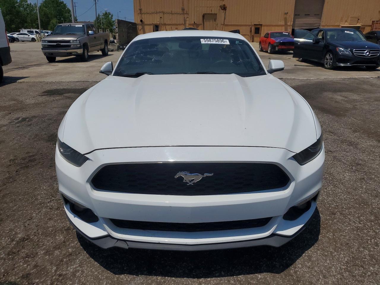 2016 Ford Mustang - zdjęcie 5