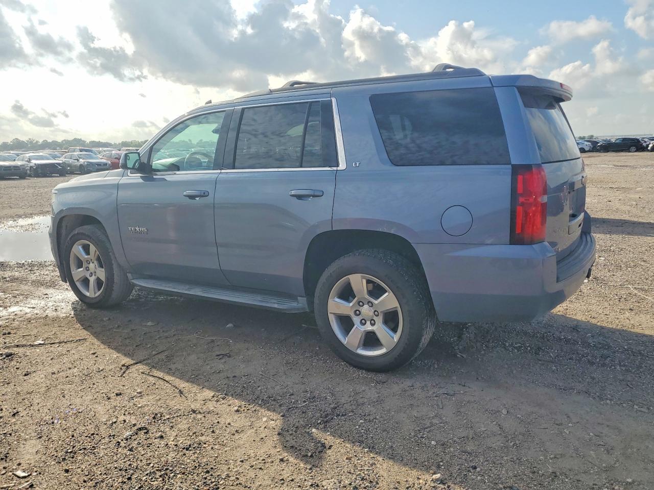 2015 Chevrolet Tahoe C1500 Lt - zdjęcie 2