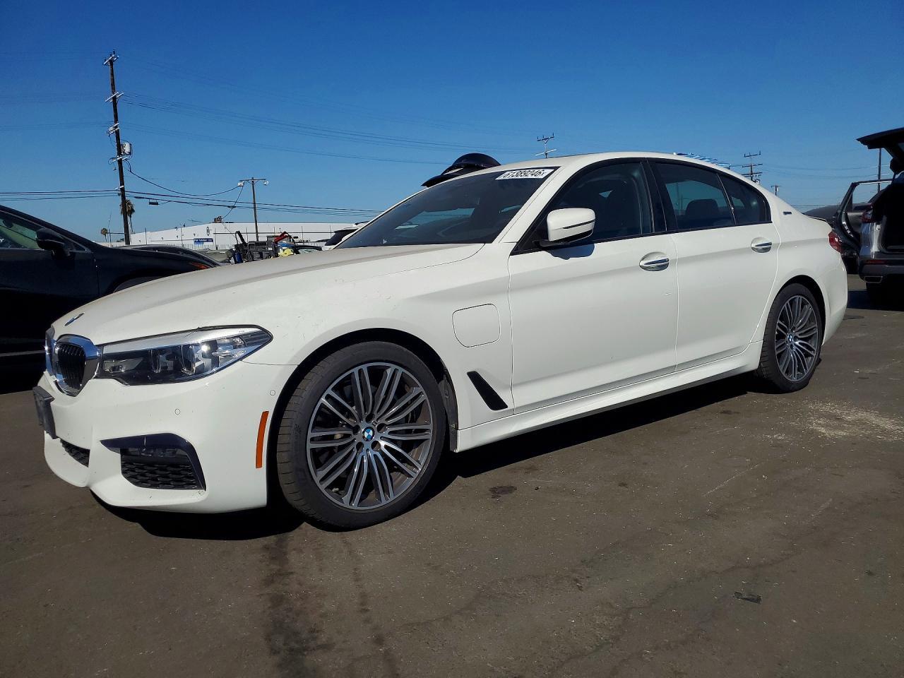 2018 BMW 530E - zdjęcie główne