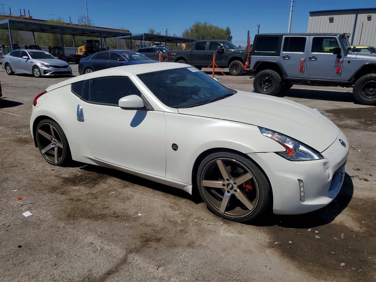 2016 Nissan 370Z Base - zdjęcie 4