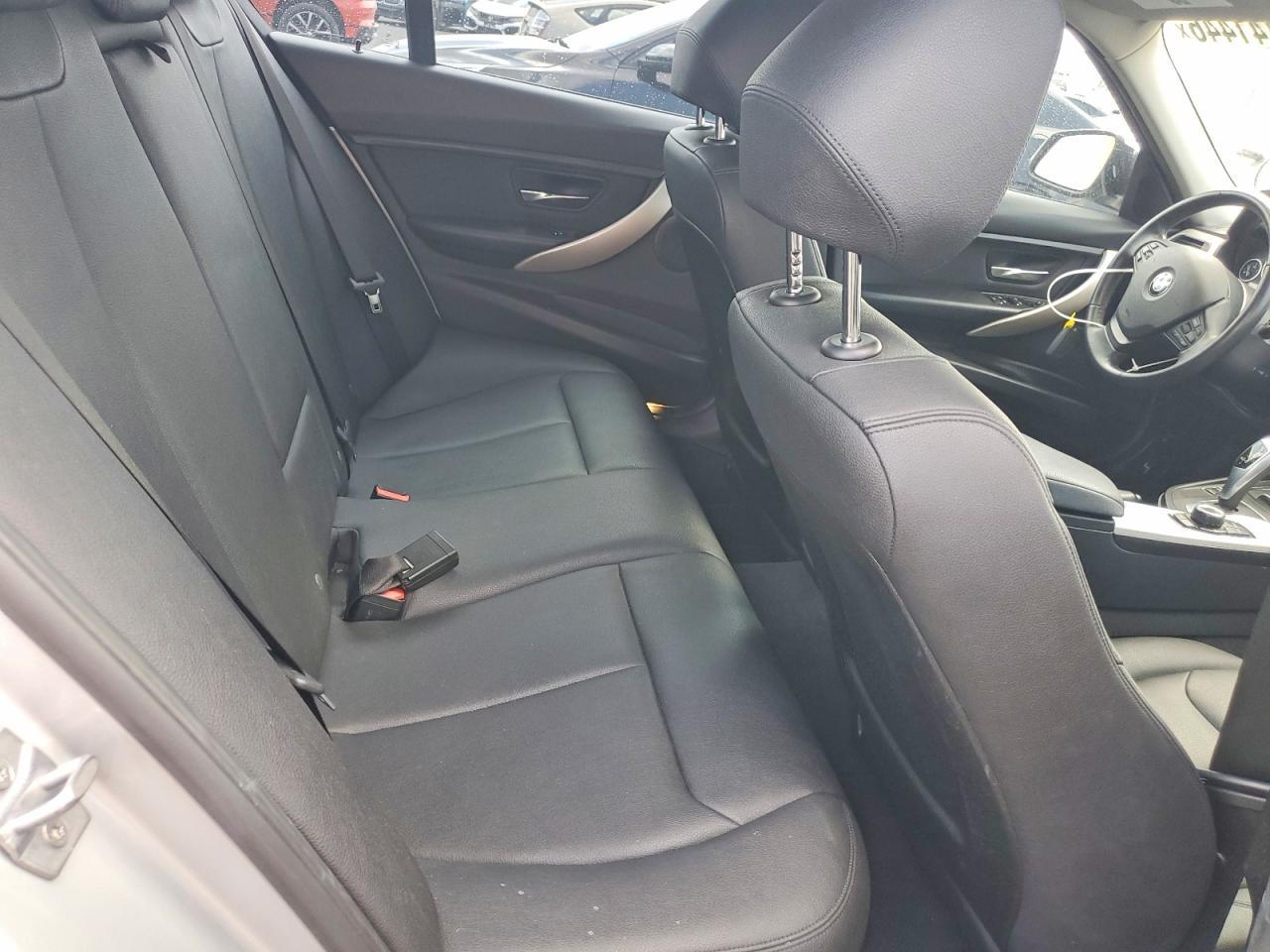 2018 BMW 320 I - zdjęcie 10