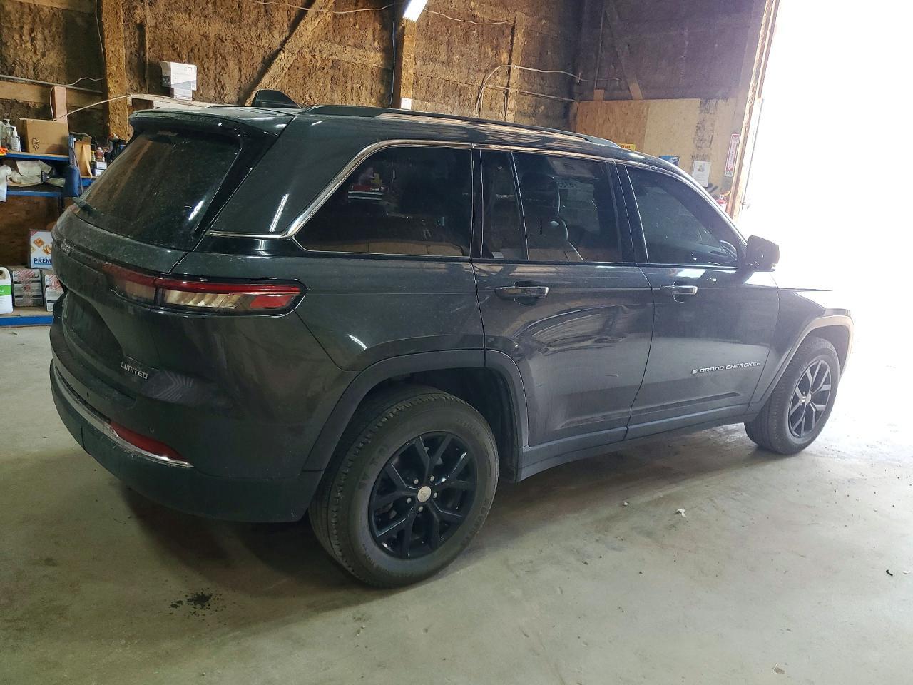 2023 Jeep Grand Cherokee Limited - zdjęcie 3