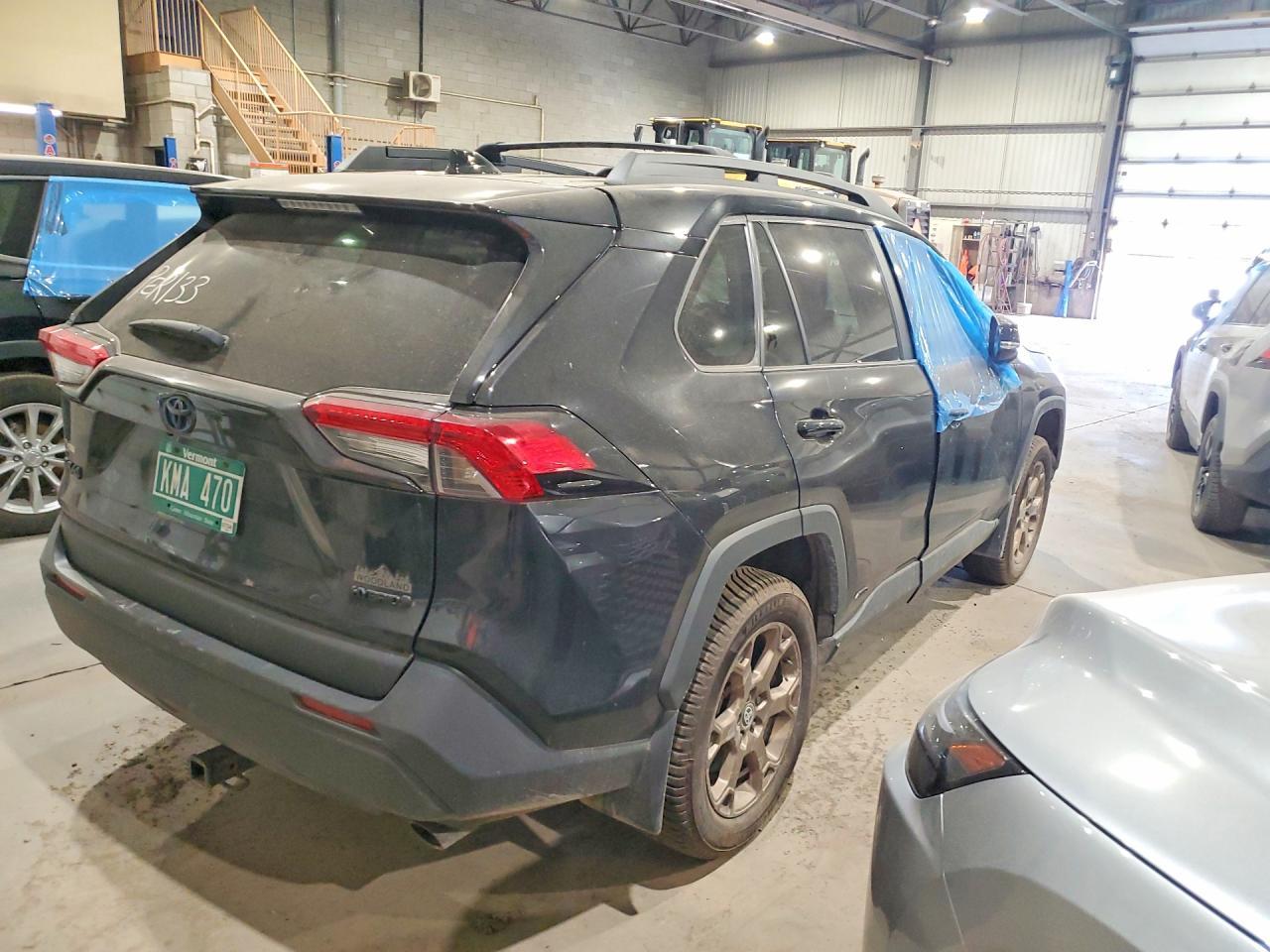 2023 Toyota Rav4 Woodland Edition - zdjęcie 3