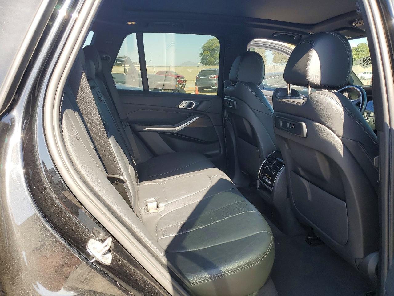 2021 BMW X5 Sdrive 40I - zdjęcie 11
