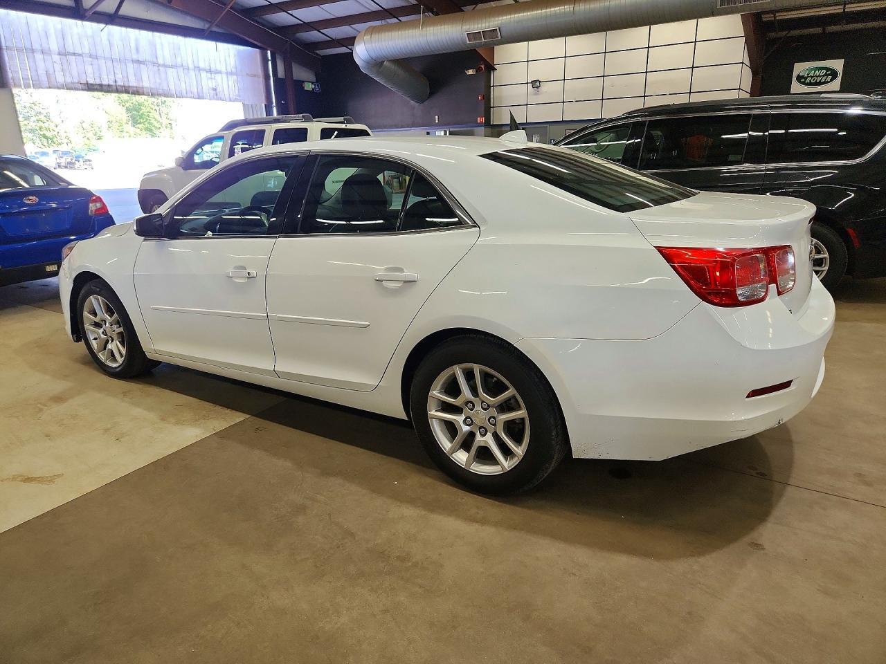 2014 Chevrolet Malibu 1Lt - zdjęcie 2