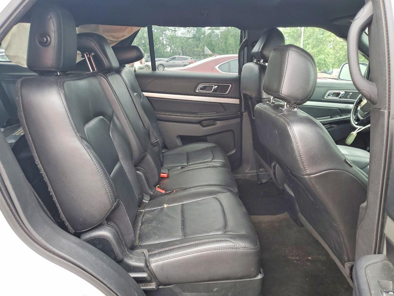 2017 Ford Explorer Xlt - zdjęcie 11