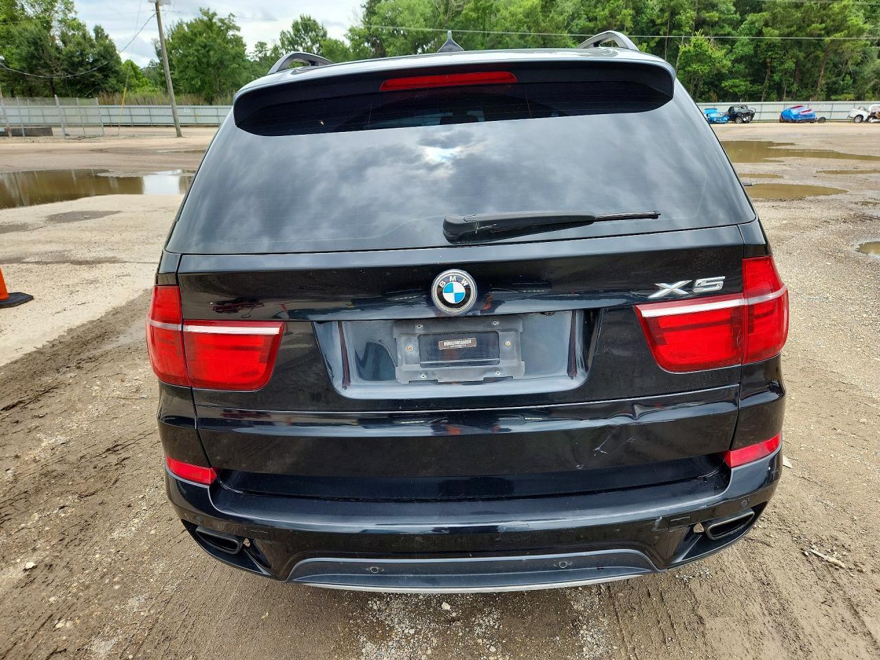 2013 BMW X5 xDrive50I - zdjęcie 6