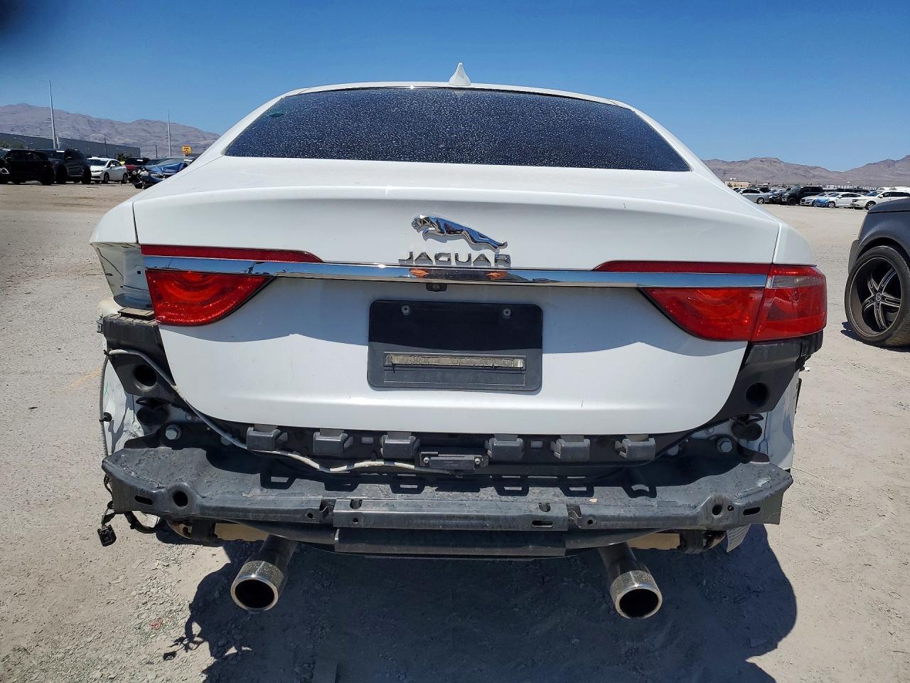 2017 Jaguar Xf Prestige - zdjęcie 6