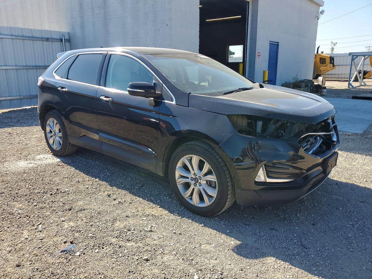 2019 Ford Edge Titanium - zdjęcie 4