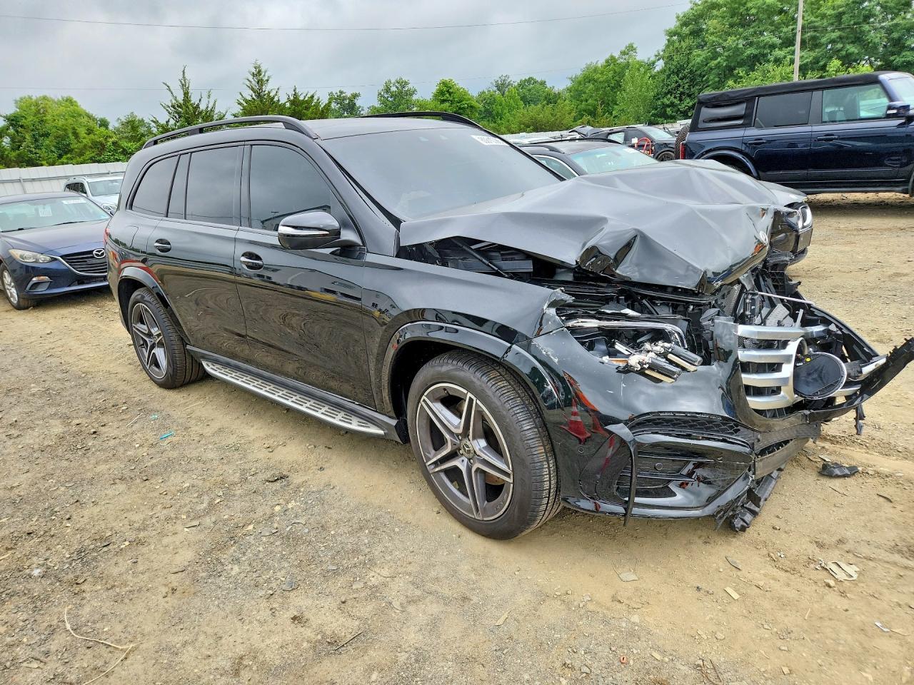 2025 Mercedes-Benz Gls 450 4Matic - zdjęcie 4