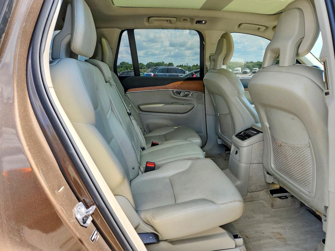 2016 Volvo Xc90 T8 - zdjęcie 11