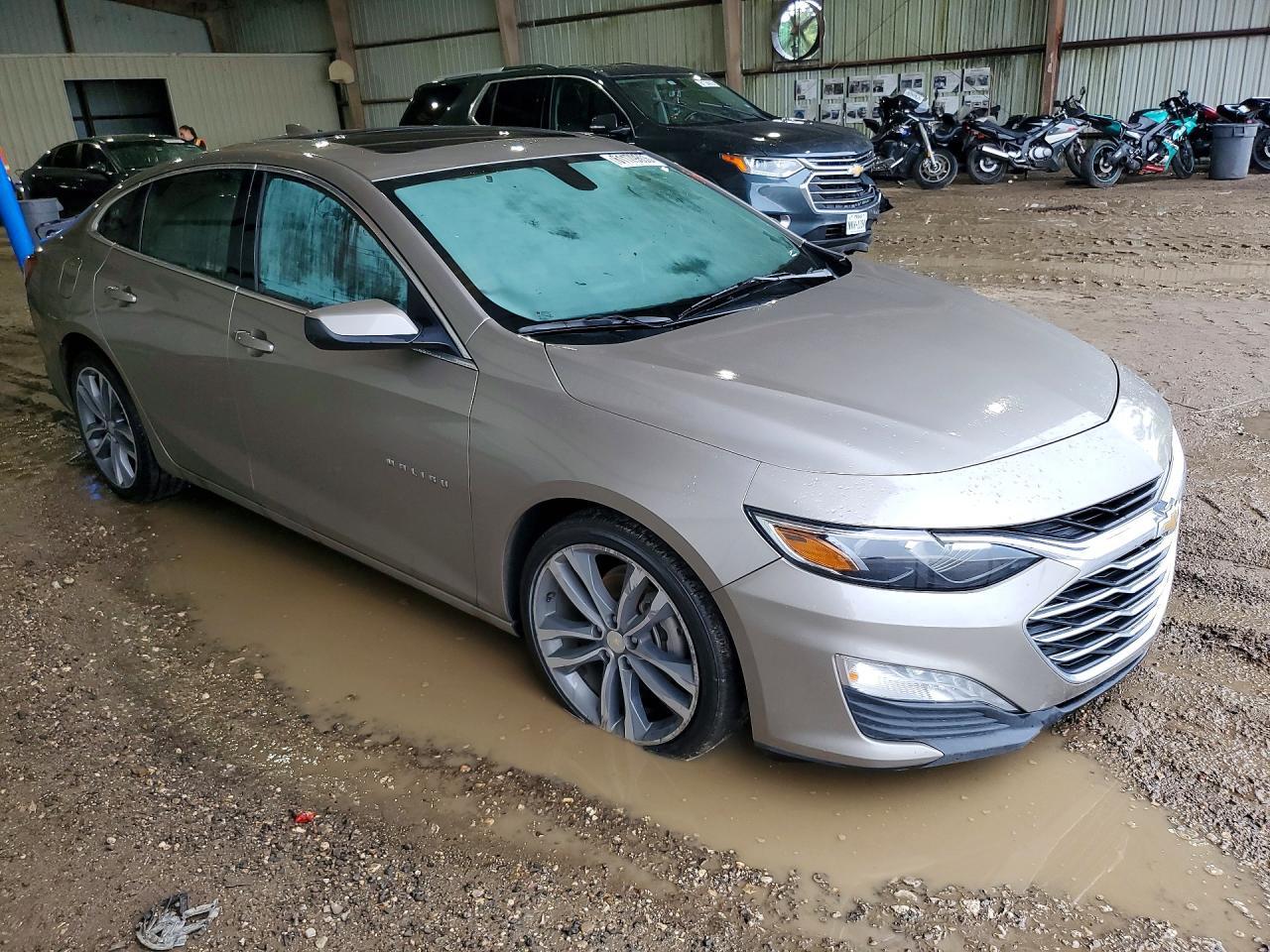 2022 Chevrolet Malibu Lt - zdjęcie 4