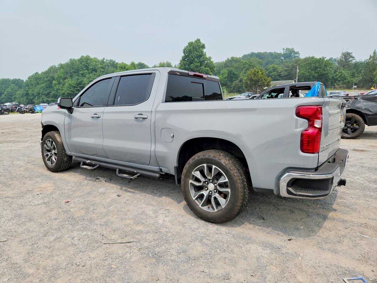 2024 Chevrolet Silverado K1500 Lt - zdjęcie 2