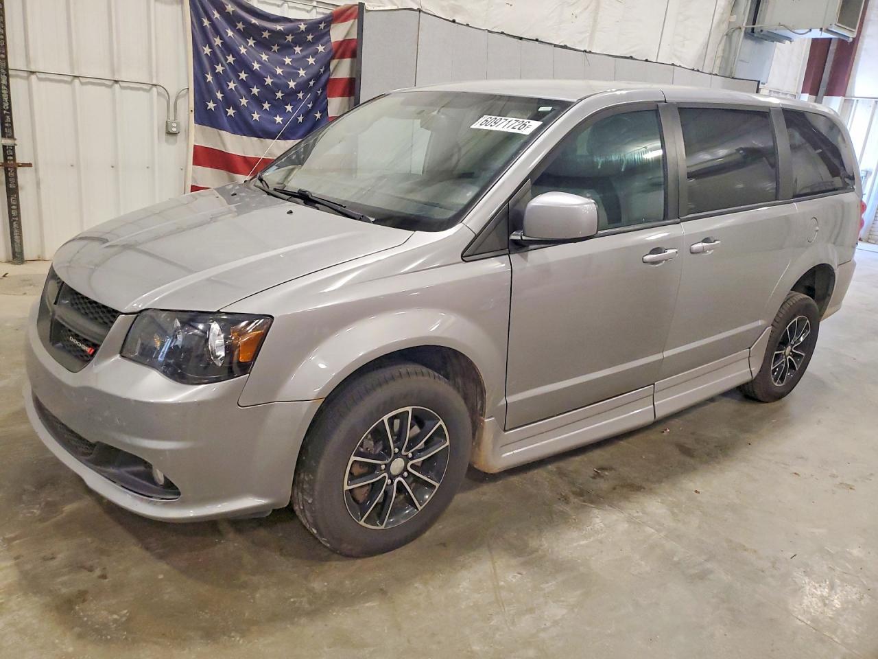 2018 Dodge Grand Caravan Sxt - zdjęcie główne