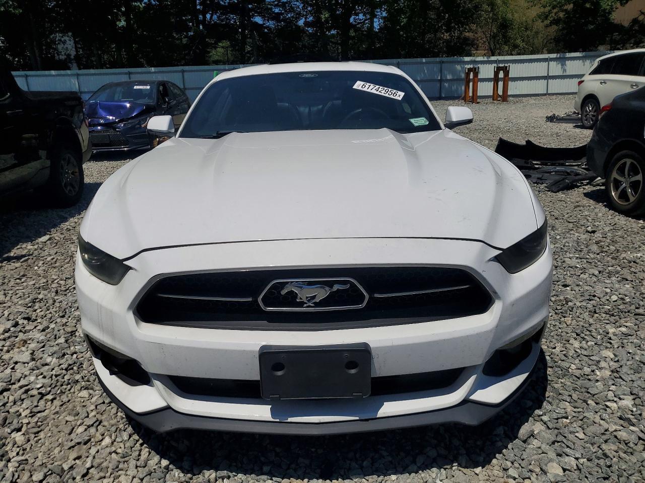 2015 Ford Mustang - zdjęcie 5