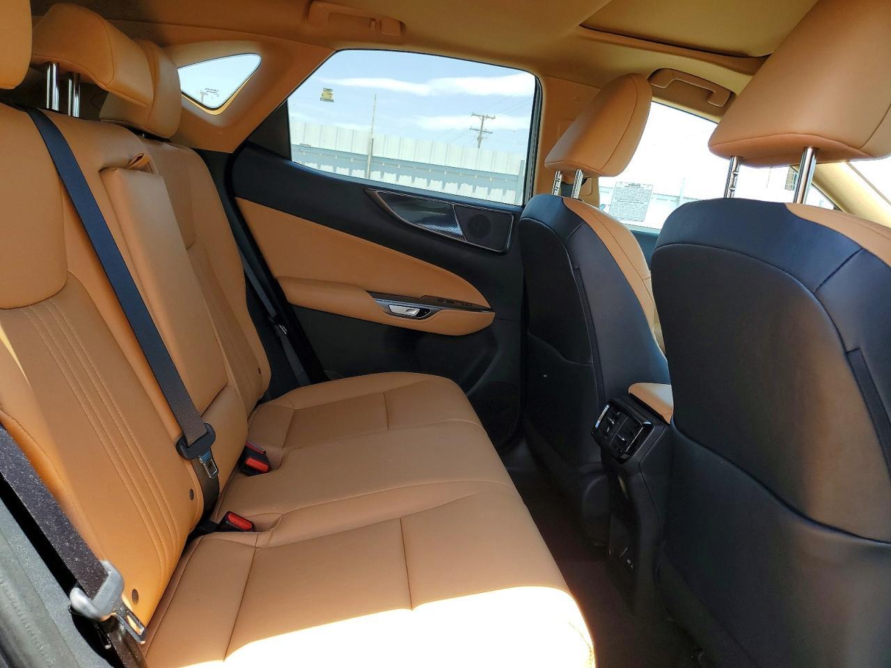 2025 Lexus Nx 250 Base - zdjęcie 11