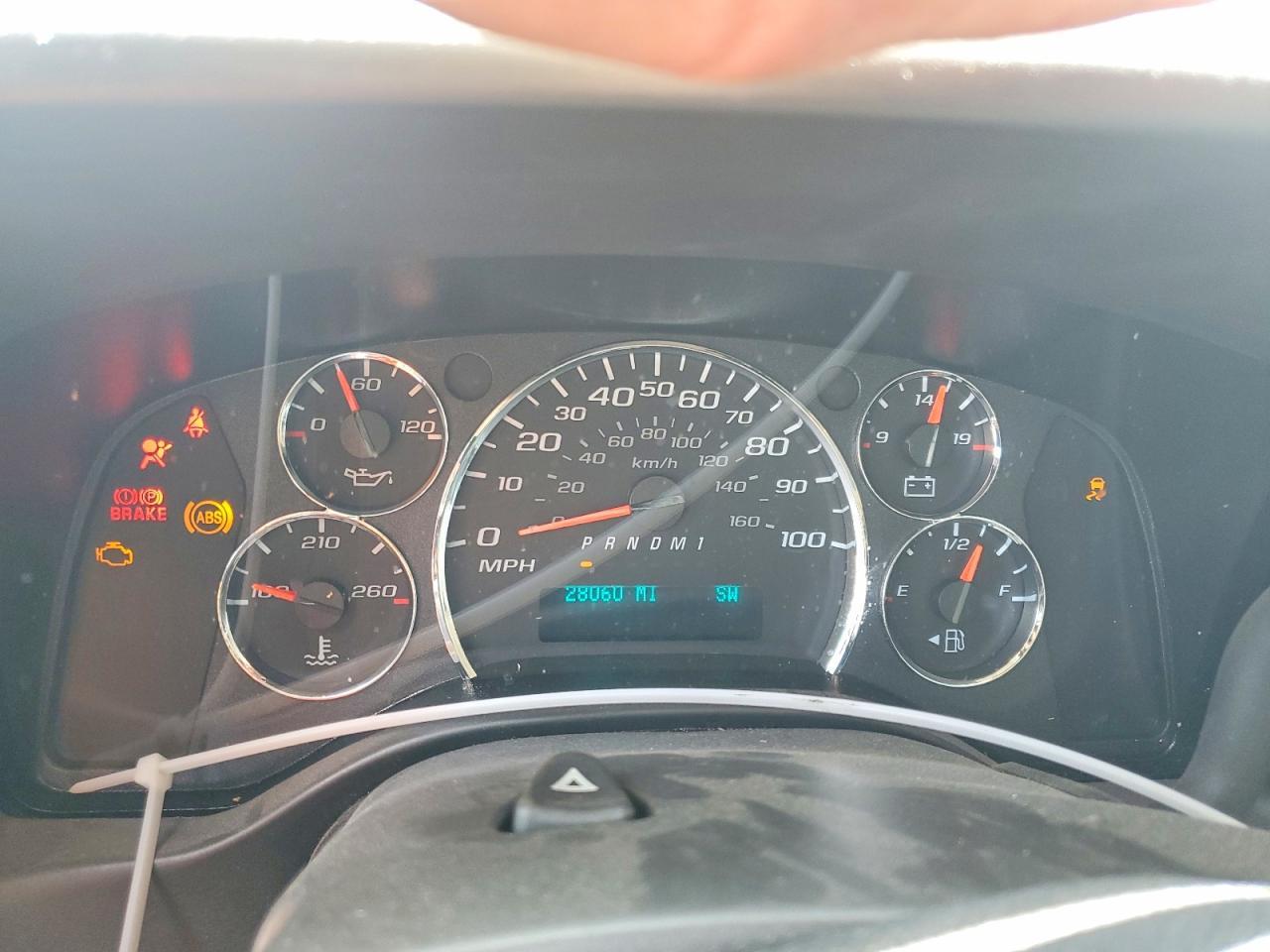 2025 Chevrolet Express G2500 - zdjęcie 9