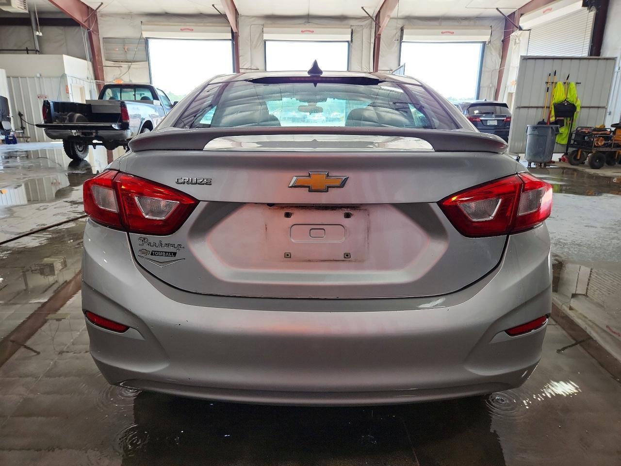 2017 Chevrolet Cruze Ls - zdjęcie 6