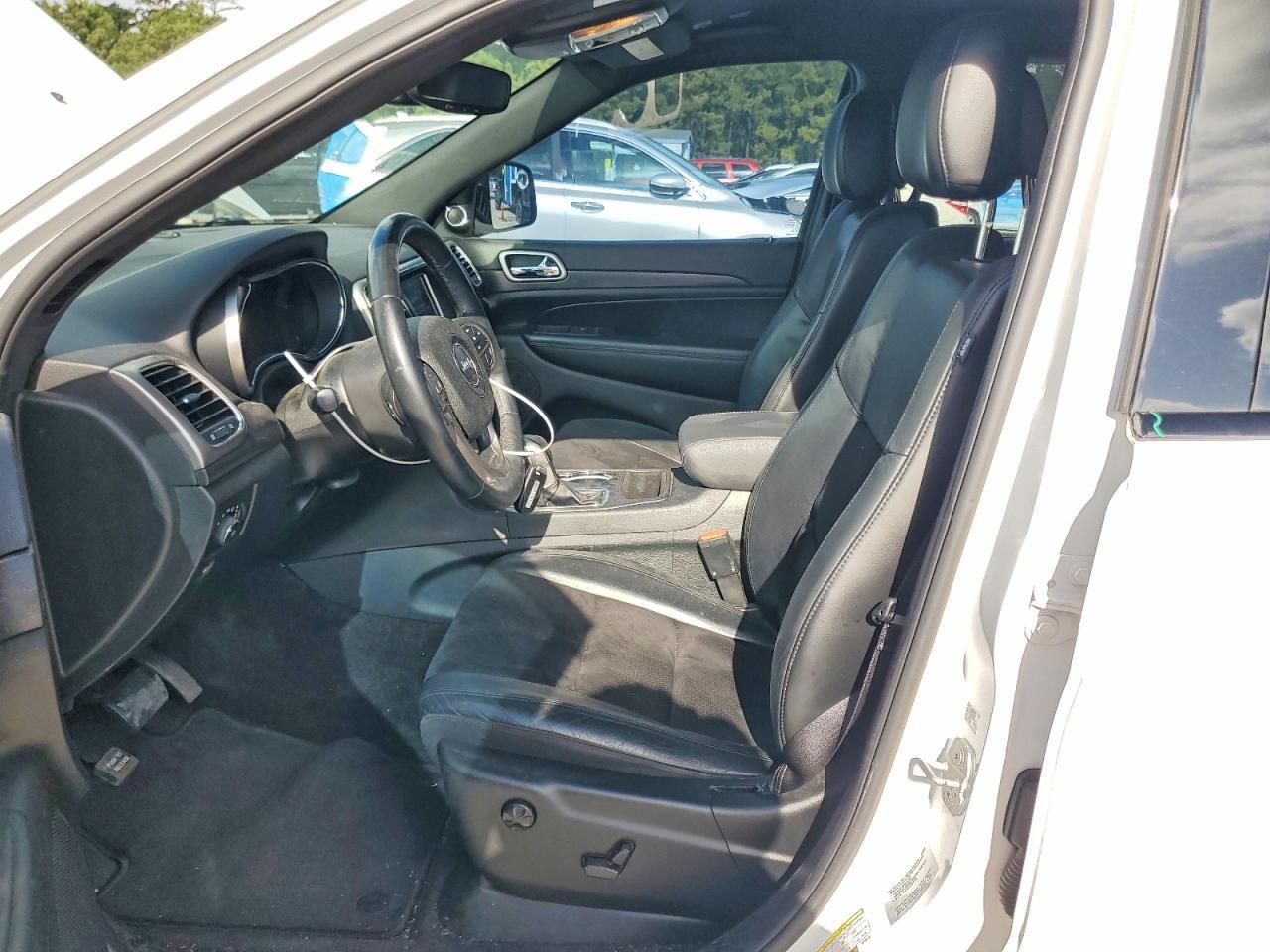 2018 Jeep Grand Cherokee Laredo - zdjęcie 7