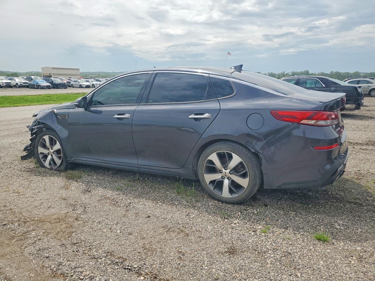 2019 Kia Optima S - zdjęcie 2