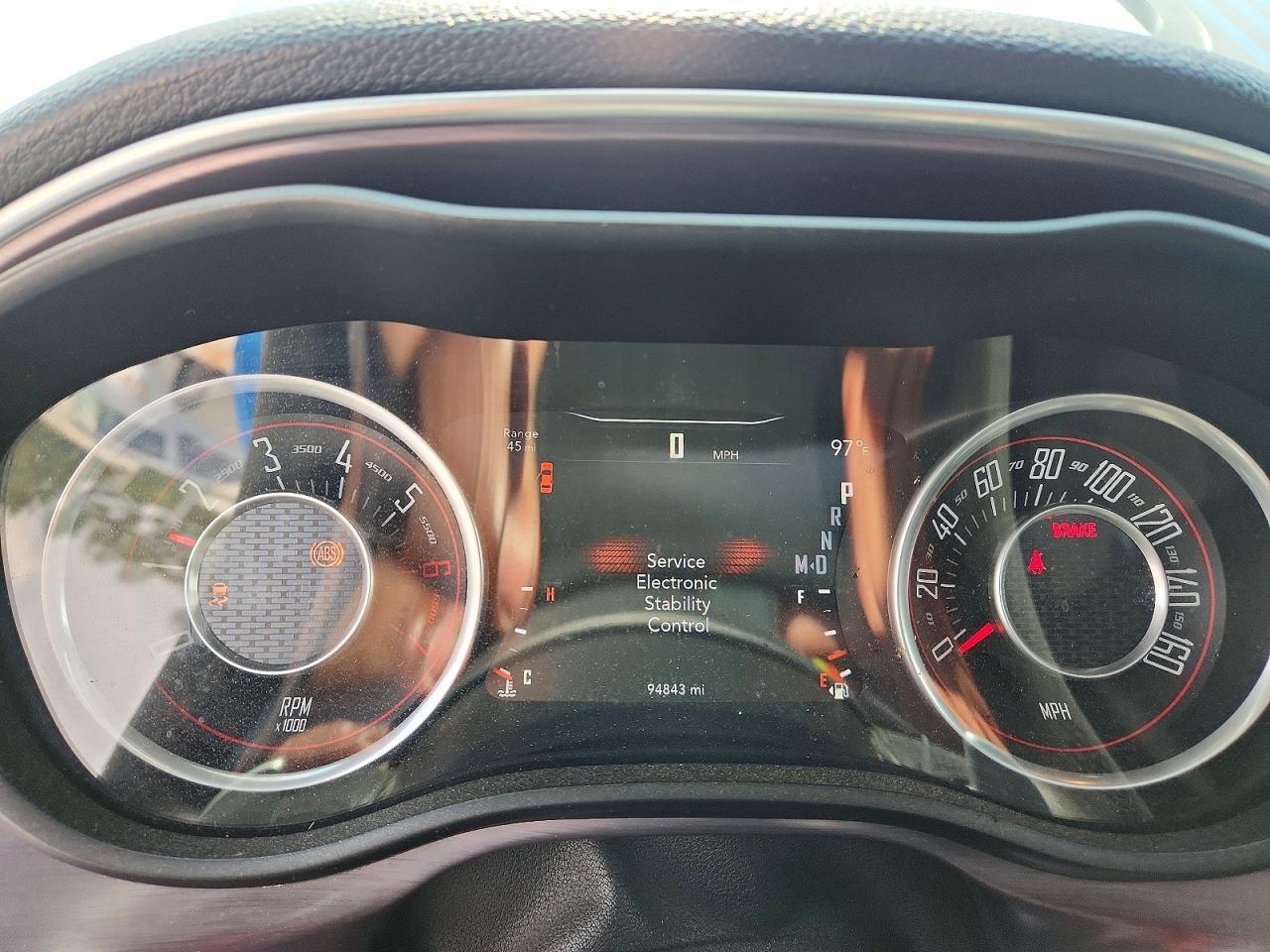 2015 Dodge Challenger Sxt - zdjęcie 9