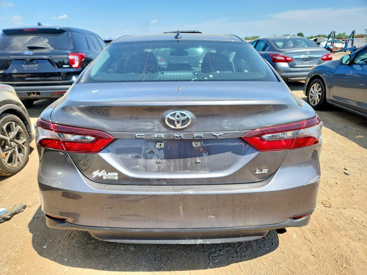 2024 Toyota Camry Le - zdjęcie 6