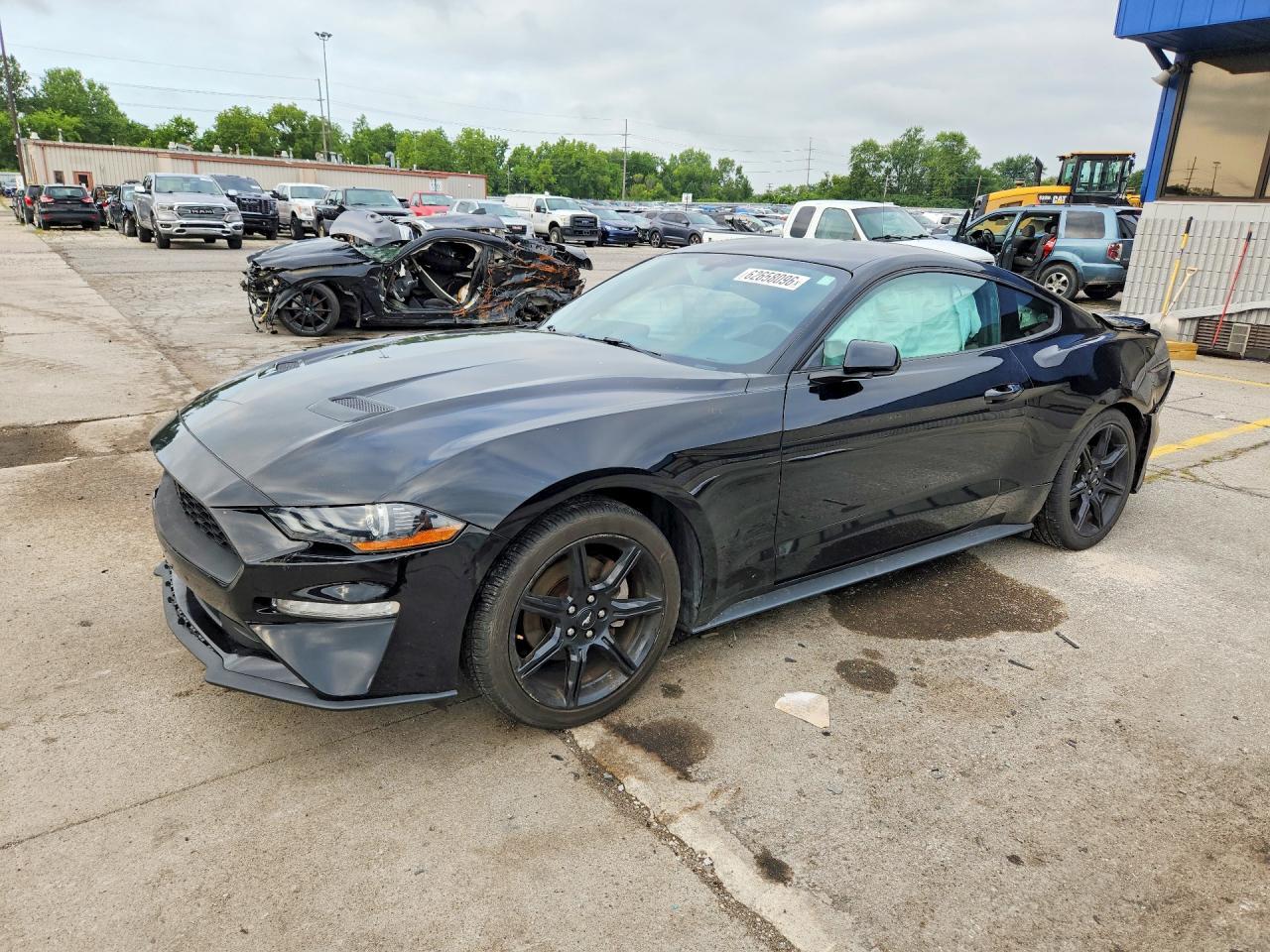 2018 Ford Mustang - zdjęcie główne