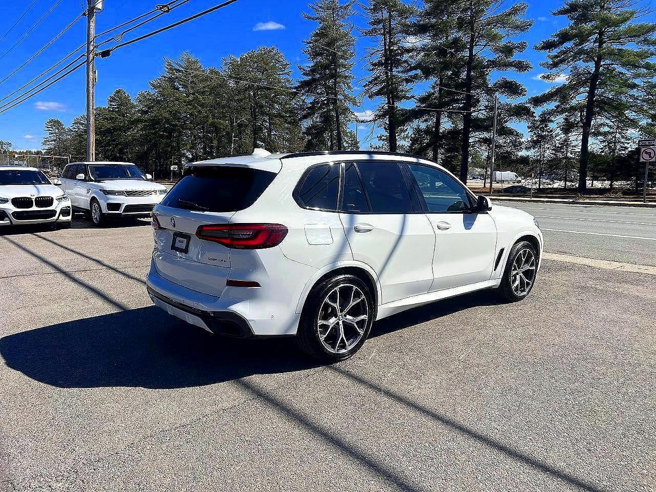 2021 BMW X5 xDrive45E - zdjęcie 4