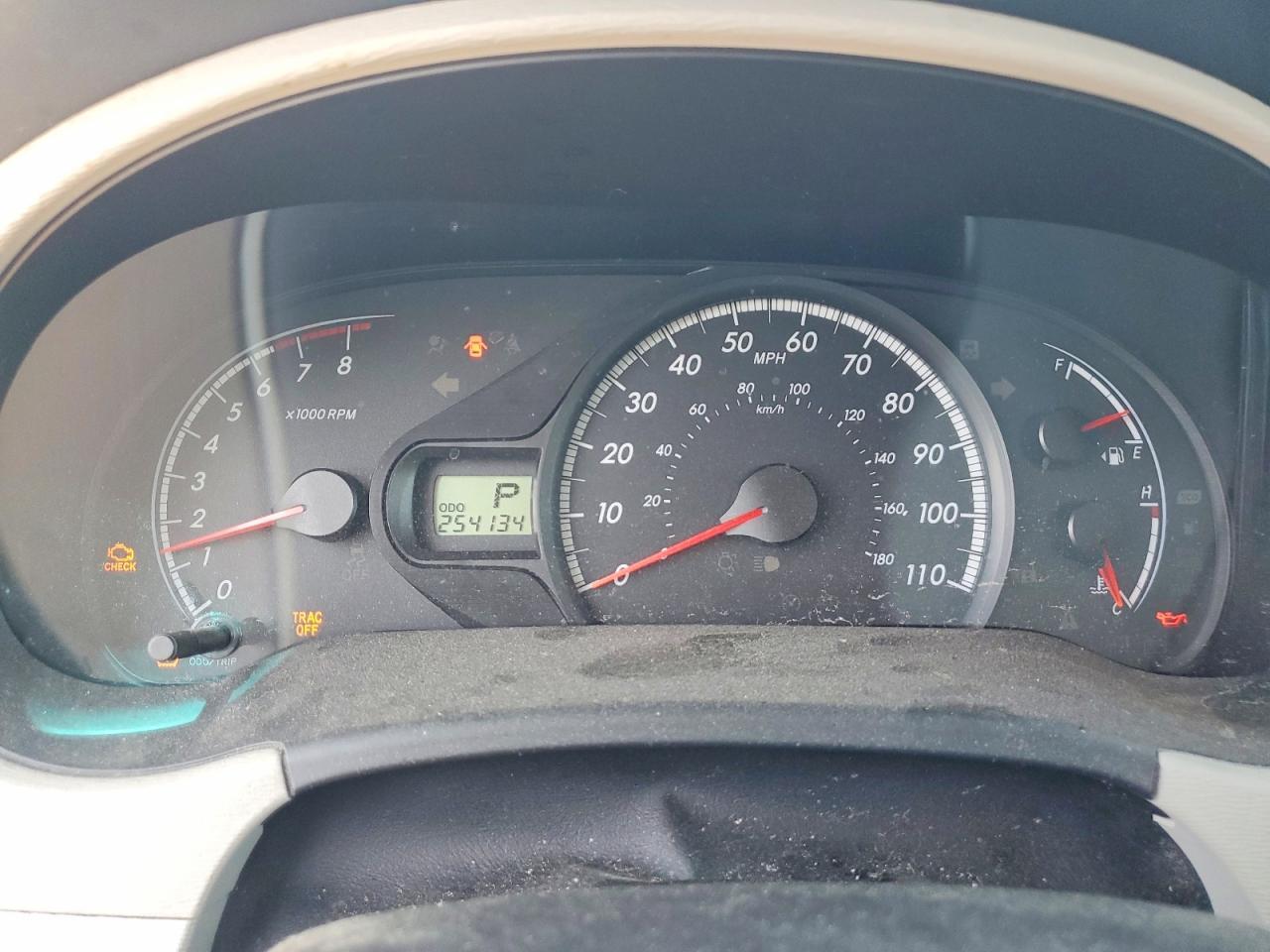2014 Toyota Sienna Le - zdjęcie 9