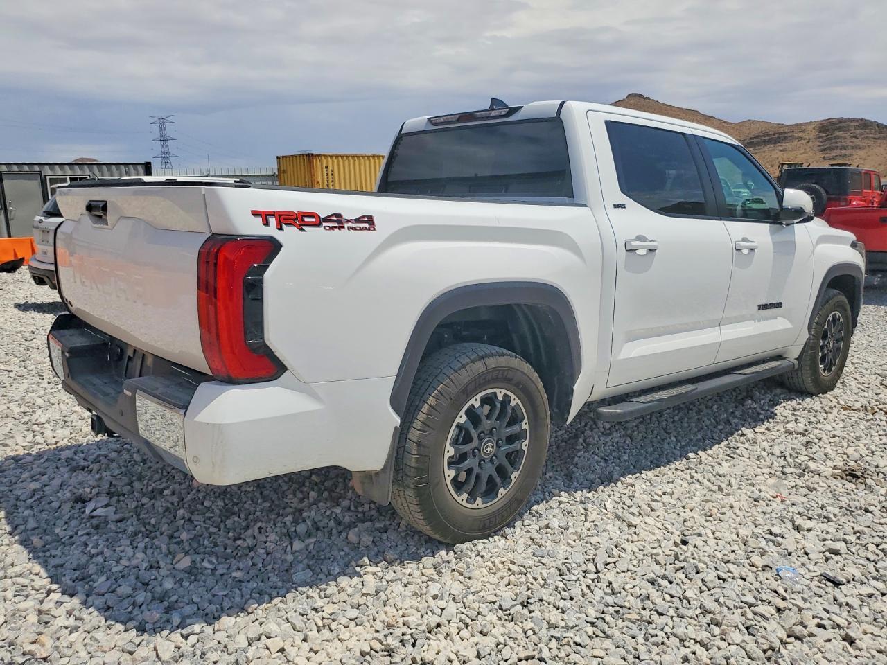 2026 Toyota Tundra Sr5 - zdjęcie 3