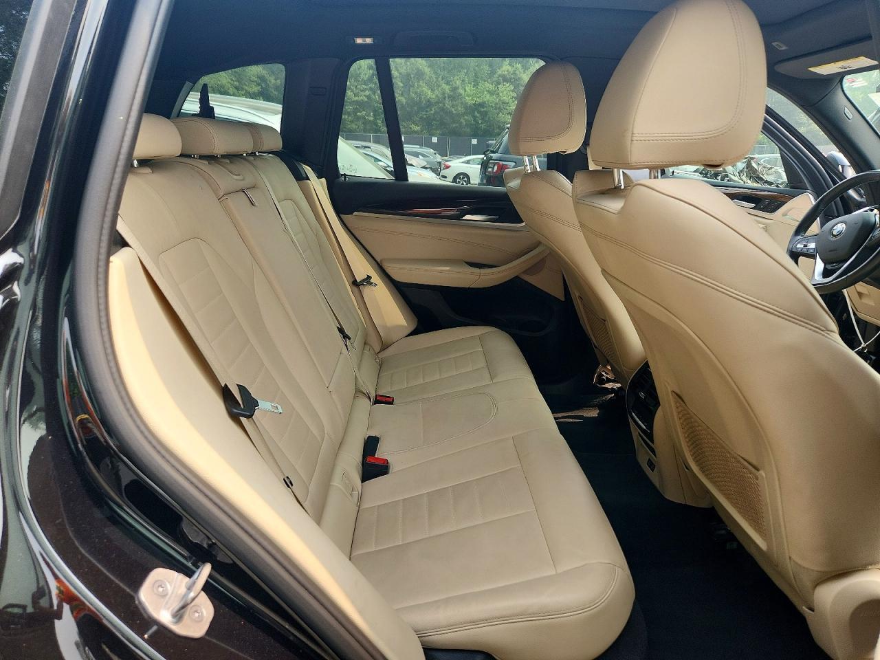 2021 BMW X3 xDrive30I - zdjęcie 11