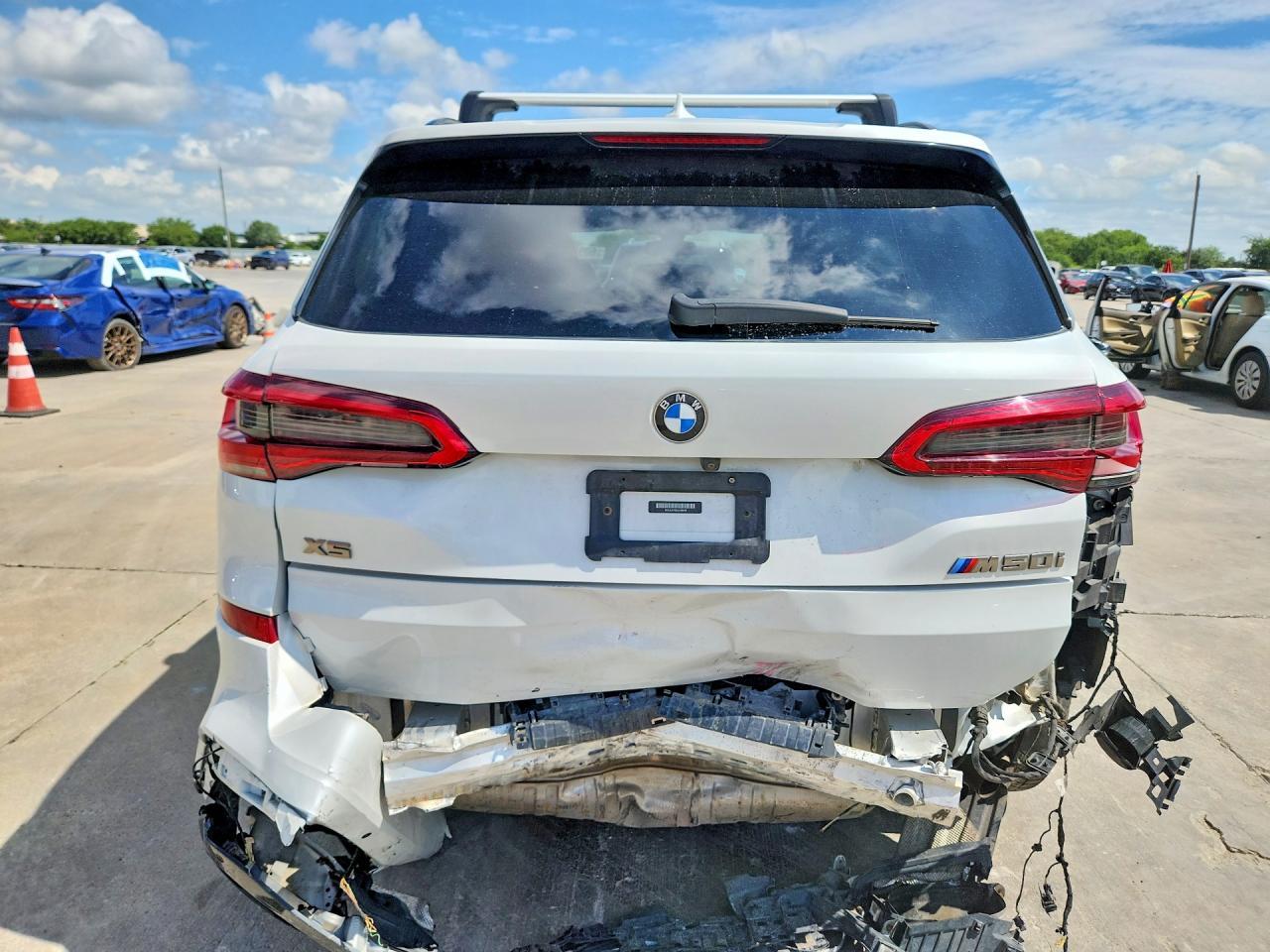 2020 BMW X5 M50I - zdjęcie 6