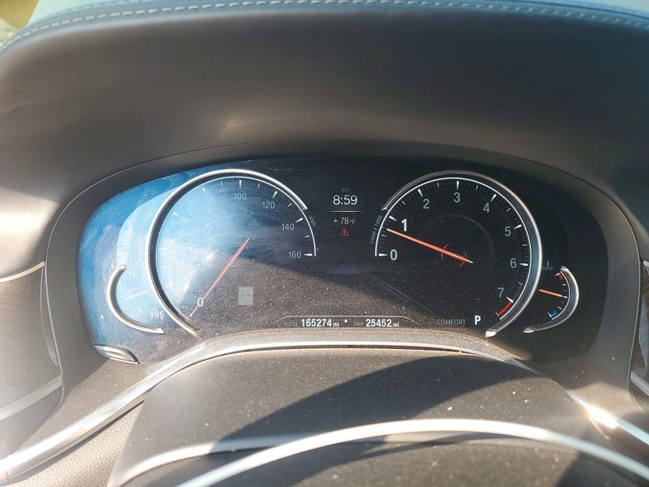 2016 BMW Seria 7 750i - zdjęcie 9
