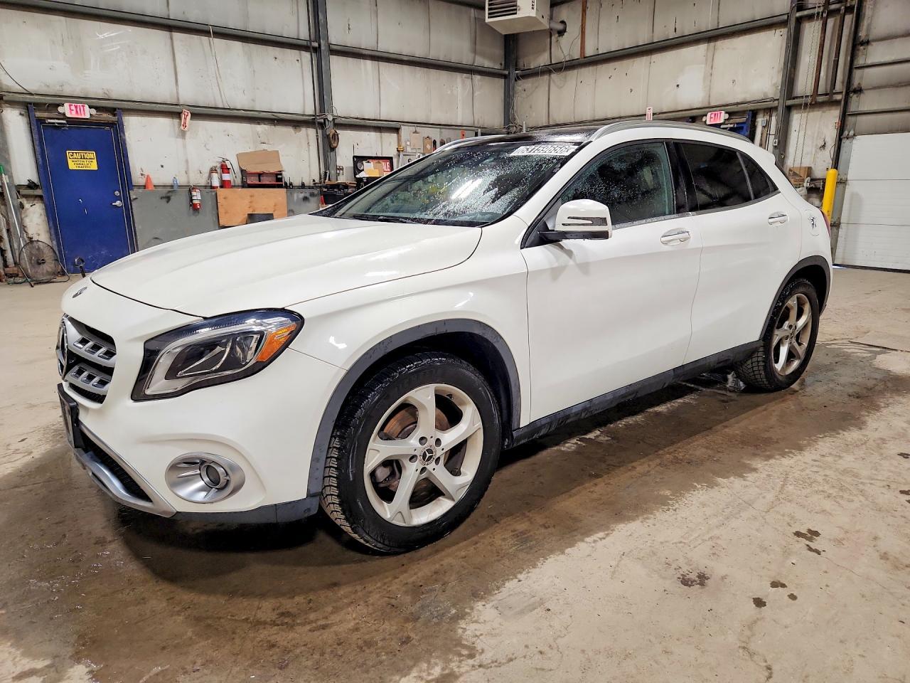2020 Mercedes-Benz Gla 250 4Matic - zdjęcie główne