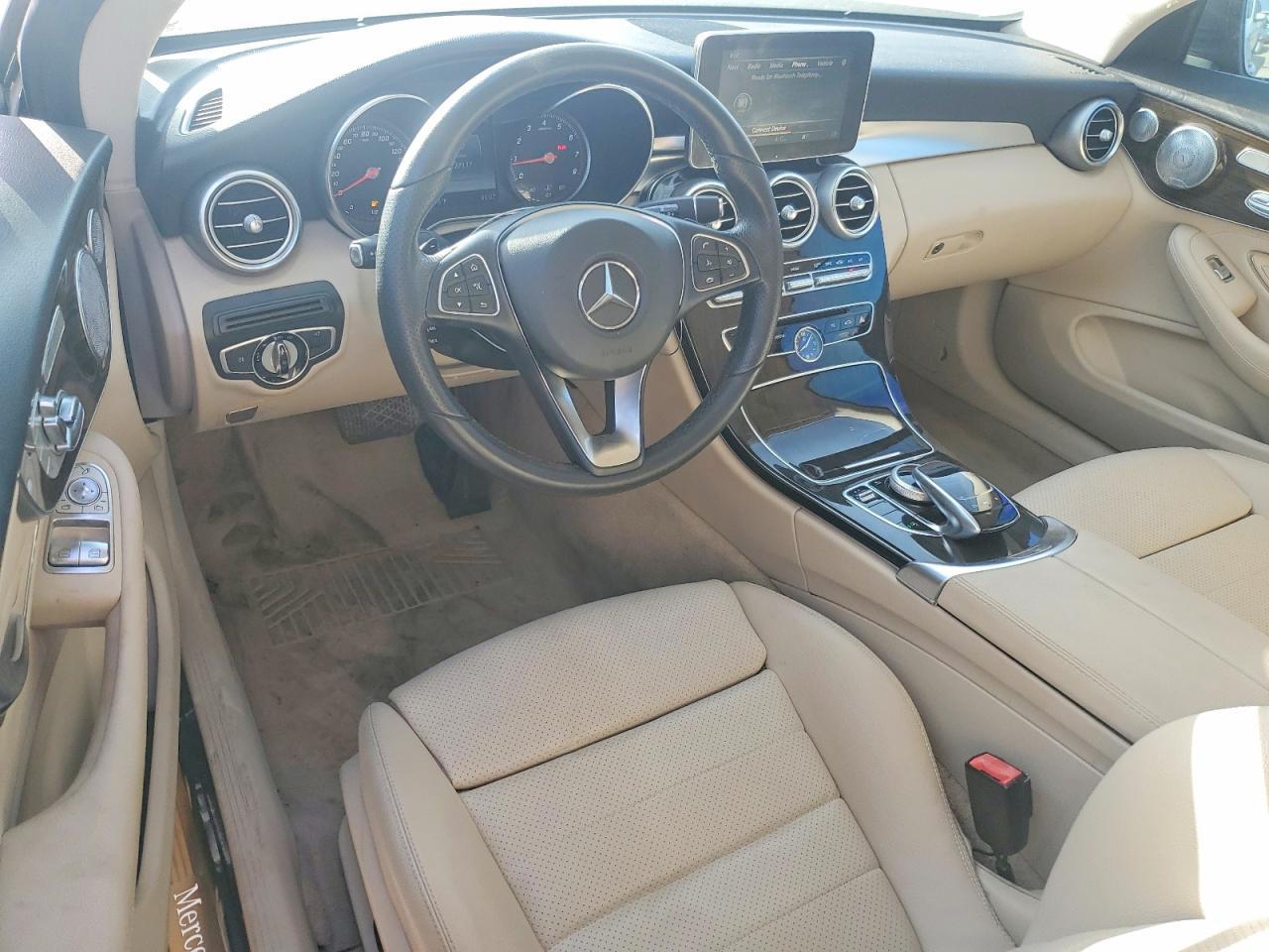 2017 Mercedes-Benz C 300 4Matic - zdjęcie 8