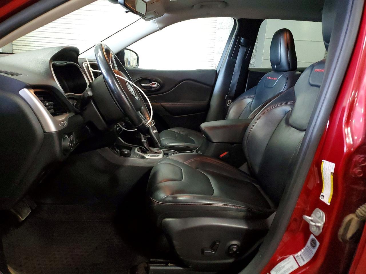 2016 Jeep Cherokee Trailhawk - zdjęcie 7