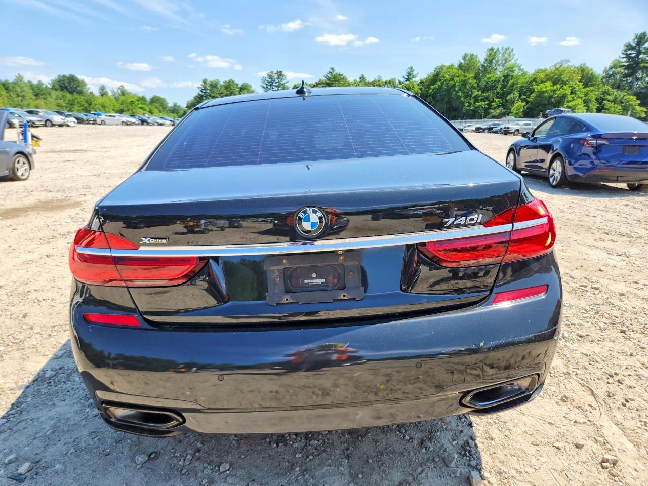 2019 BMW 740 Xi - zdjęcie 6