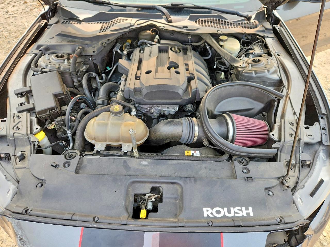 2015 Ford Mustang - zdjęcie 11