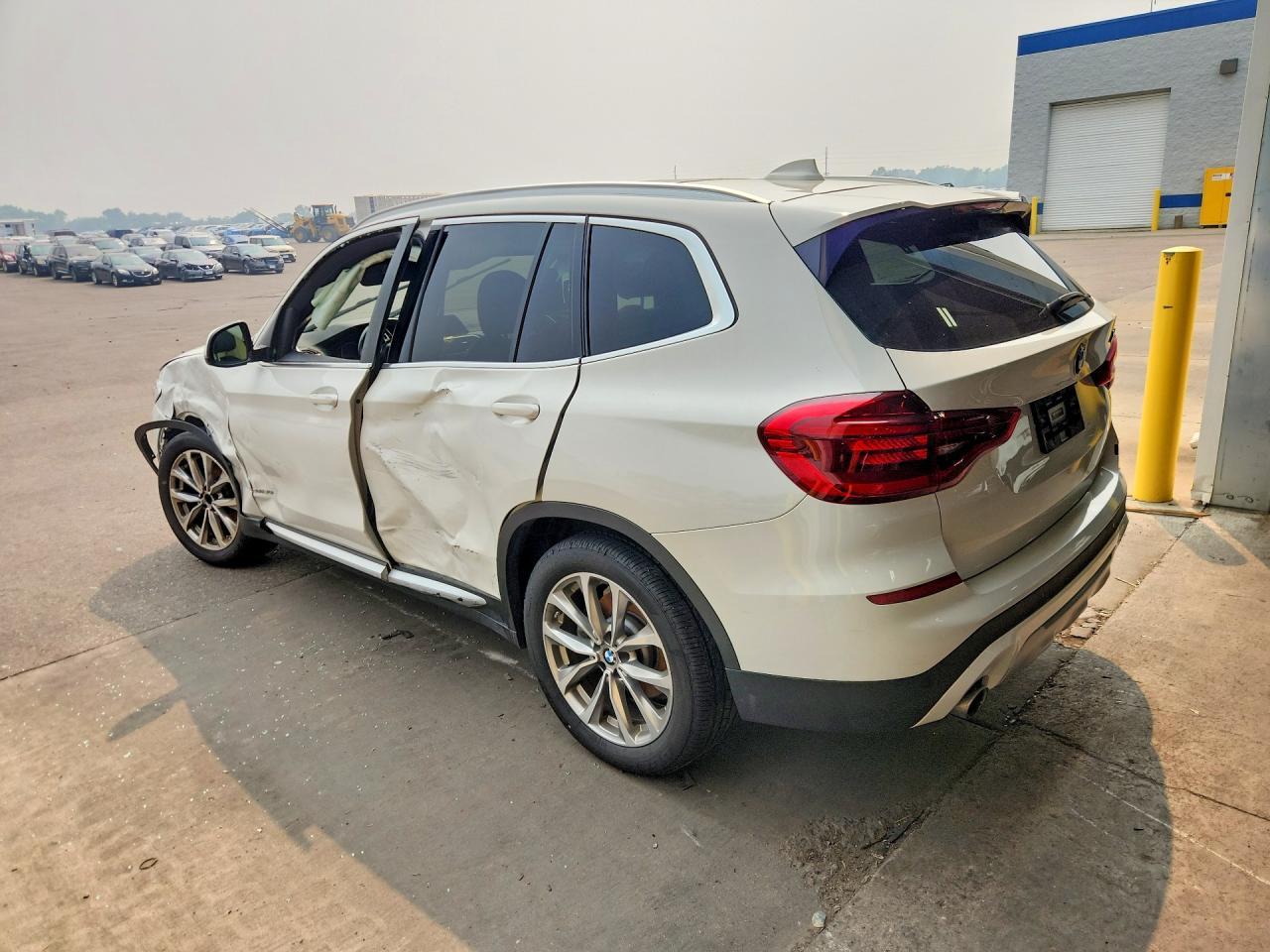 2018 BMW X3 xDrive30I - zdjęcie 2