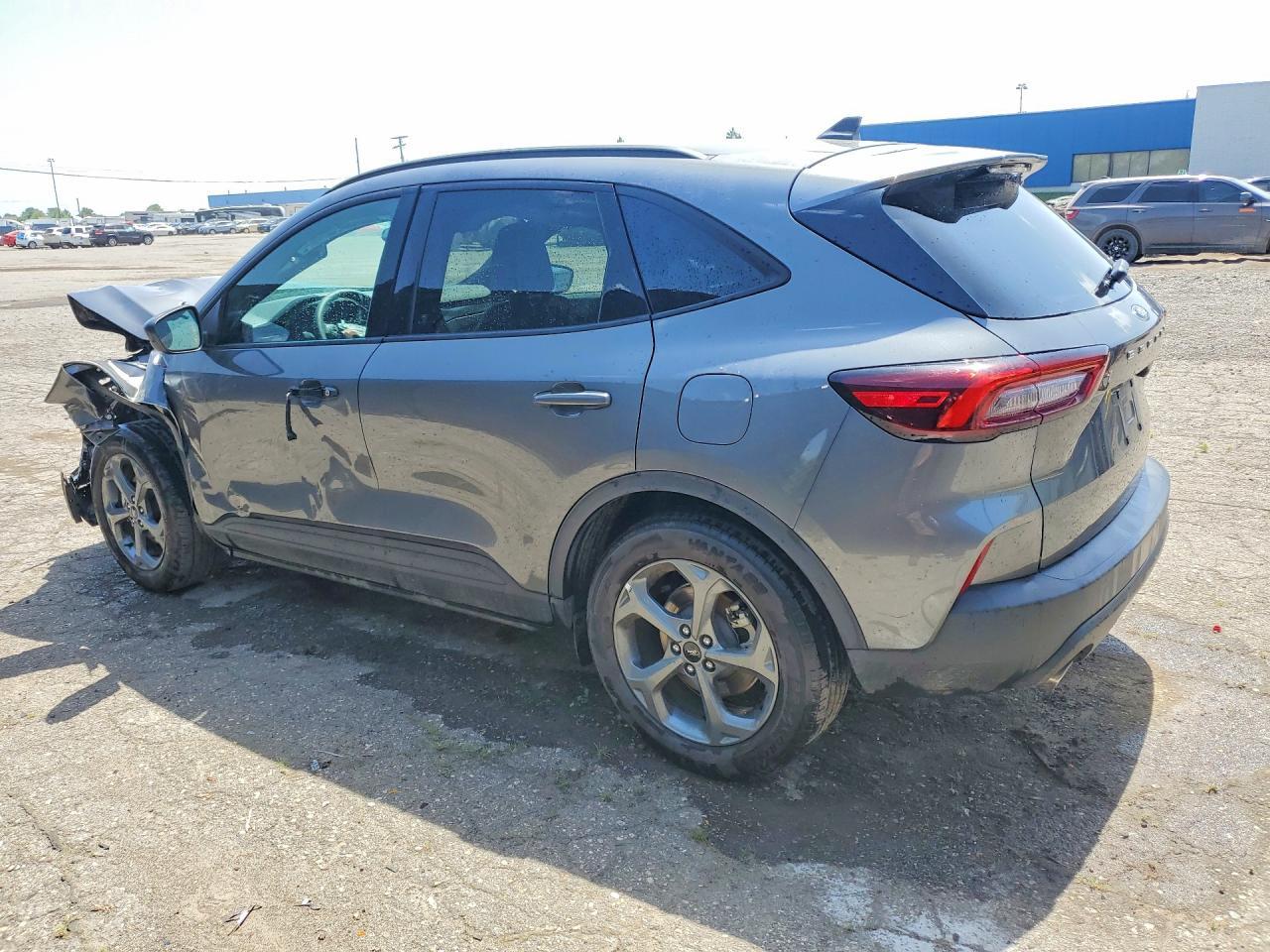 2025 Ford Escape St Line - zdjęcie 2