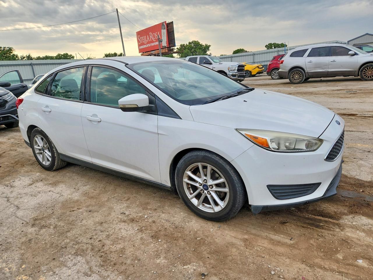 2015 Ford Focus Se - zdjęcie 4
