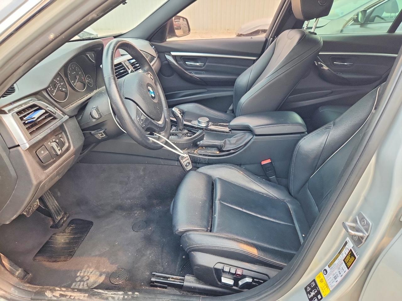 2017 BMW 330 Xi - zdjęcie 7
