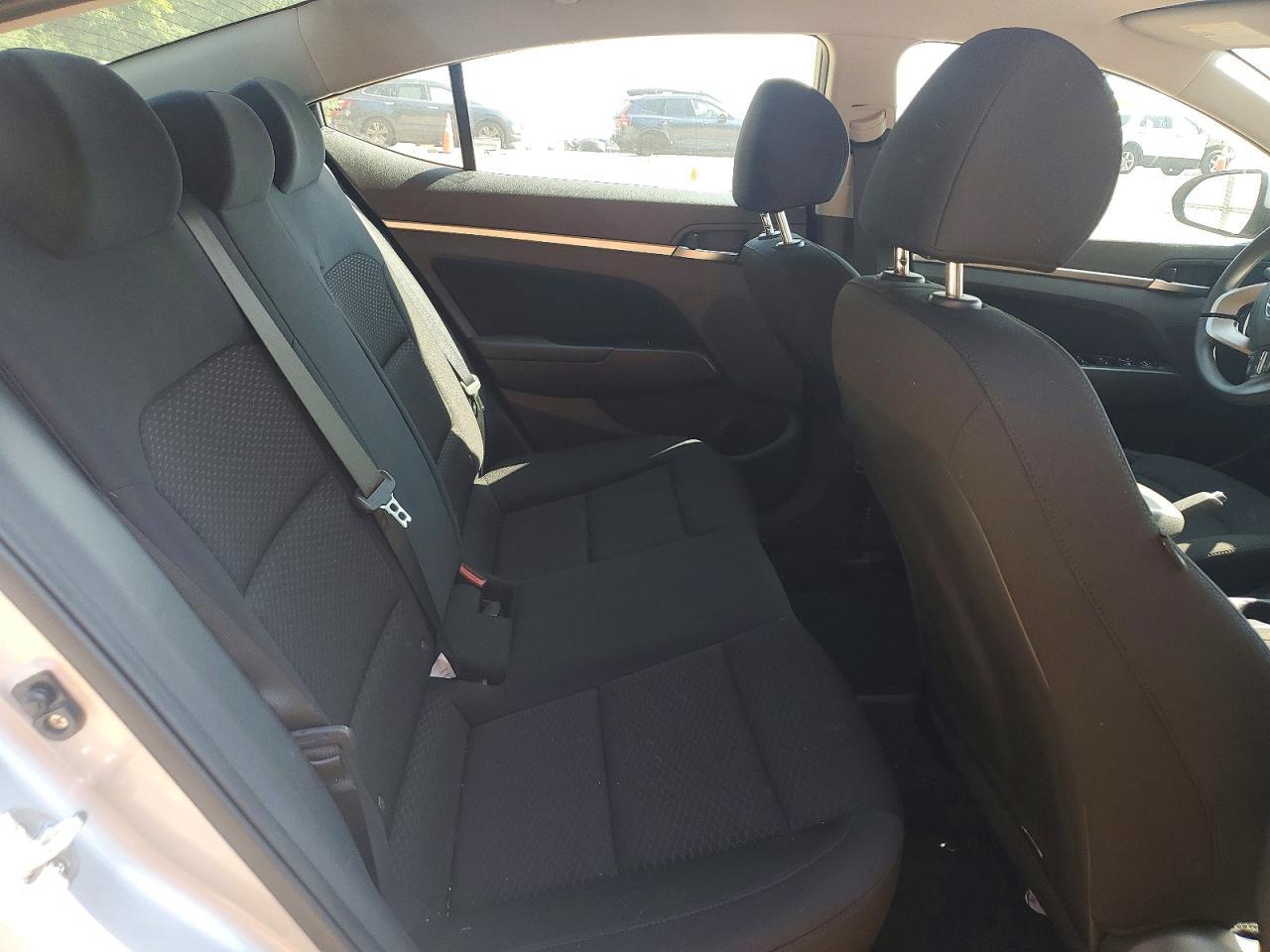 2020 Hyundai Elantra Sel - zdjęcie 10