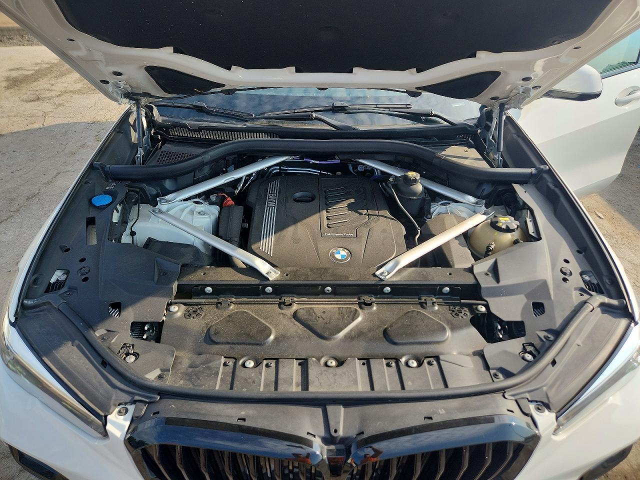 2021 BMW X5 xDrive40I - zdjęcie 12