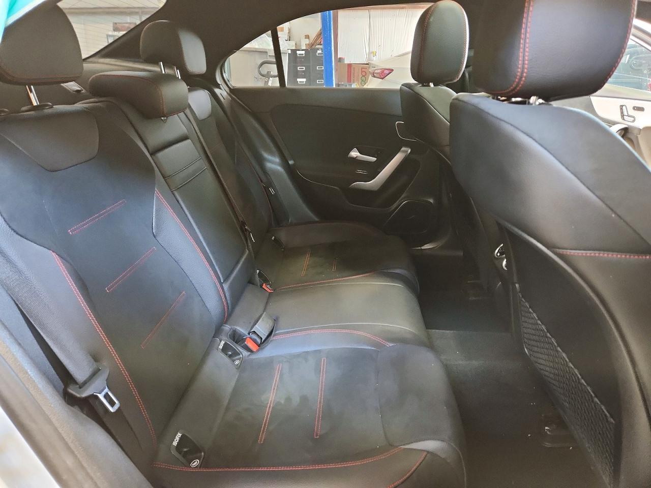 2020 Mercedes-Benz A 220 4Matic - zdjęcie 10