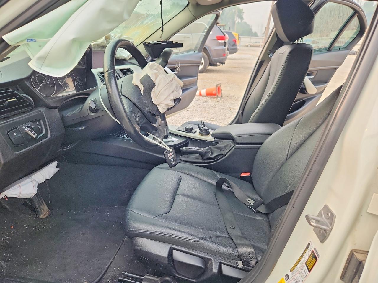 2018 BMW 320 I - zdjęcie 7