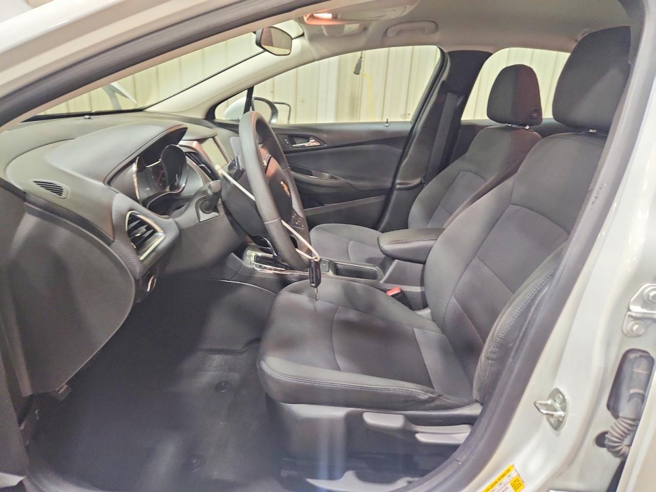 2018 Chevrolet Cruze Lt - zdjęcie 7